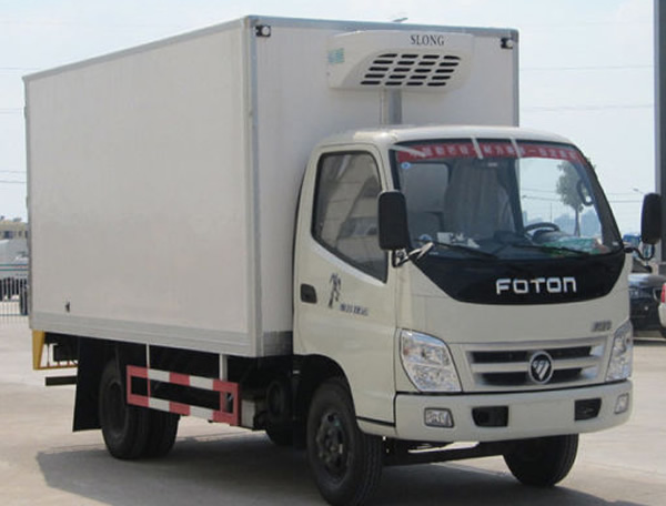 Refrigerated Van Rental Dubai